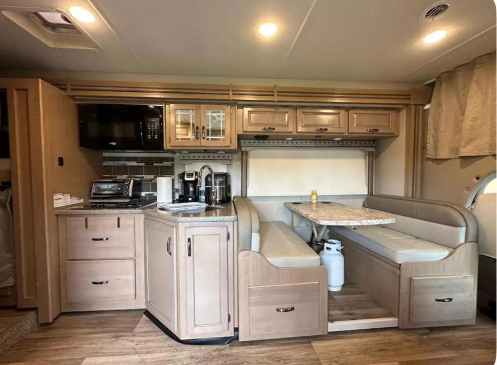 Private Cozy R/V , For Your Enjoyment Tamiami Eksteriør bilde
